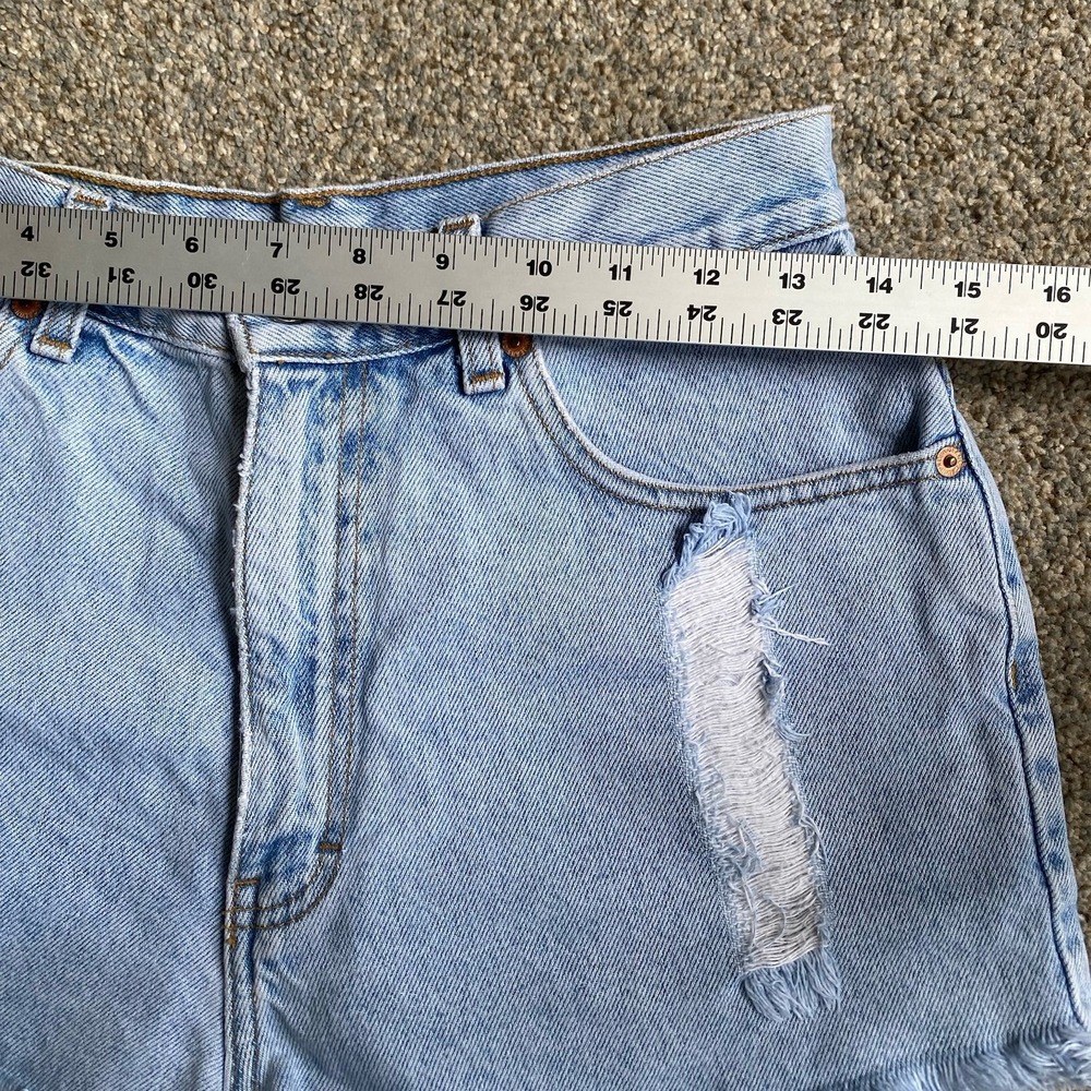 Vintage Calvin Klein Jean Mini Shorts Size 10 Blue Distressed High Rise Made USA - Picture 4 of 9